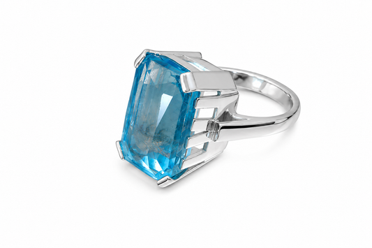 Glacier Glow - Sterling Silver (925) Ring with Apatite by Bed of Stones Jewelry
