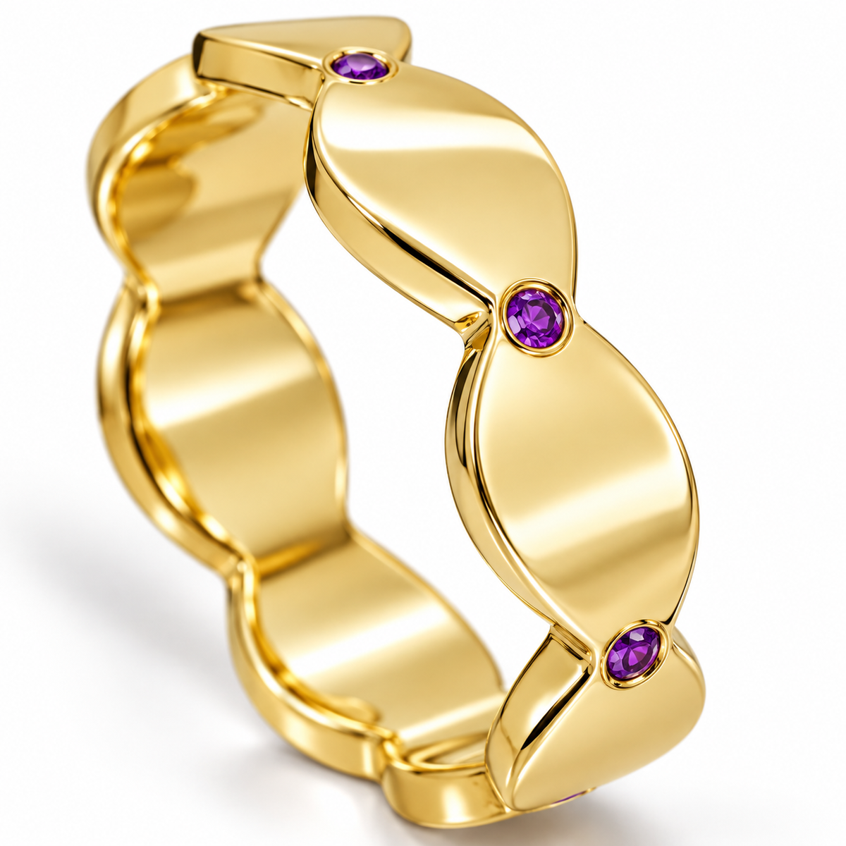 Close-up of round-cut amethyst gypsy setting on Dune Glint Band Sterling Silver & 18K Gold Plated by Bed of Stones Jewelry