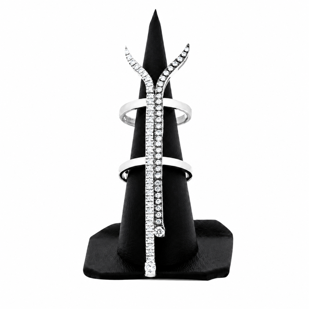 18K White Gold with White Diamonds by Bed of Stones Jewelry