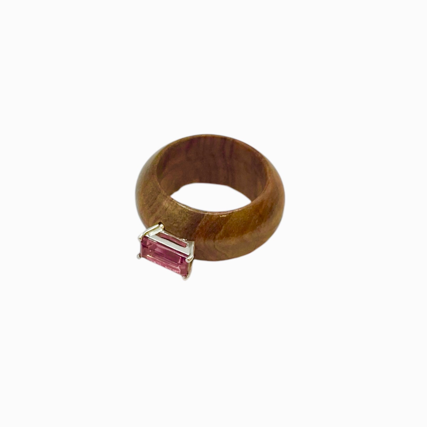 Ring from olive wood with pink tourmaline Δαχτυλίδι από ξύλο ελιάς με ροζ τουρμαλίνη