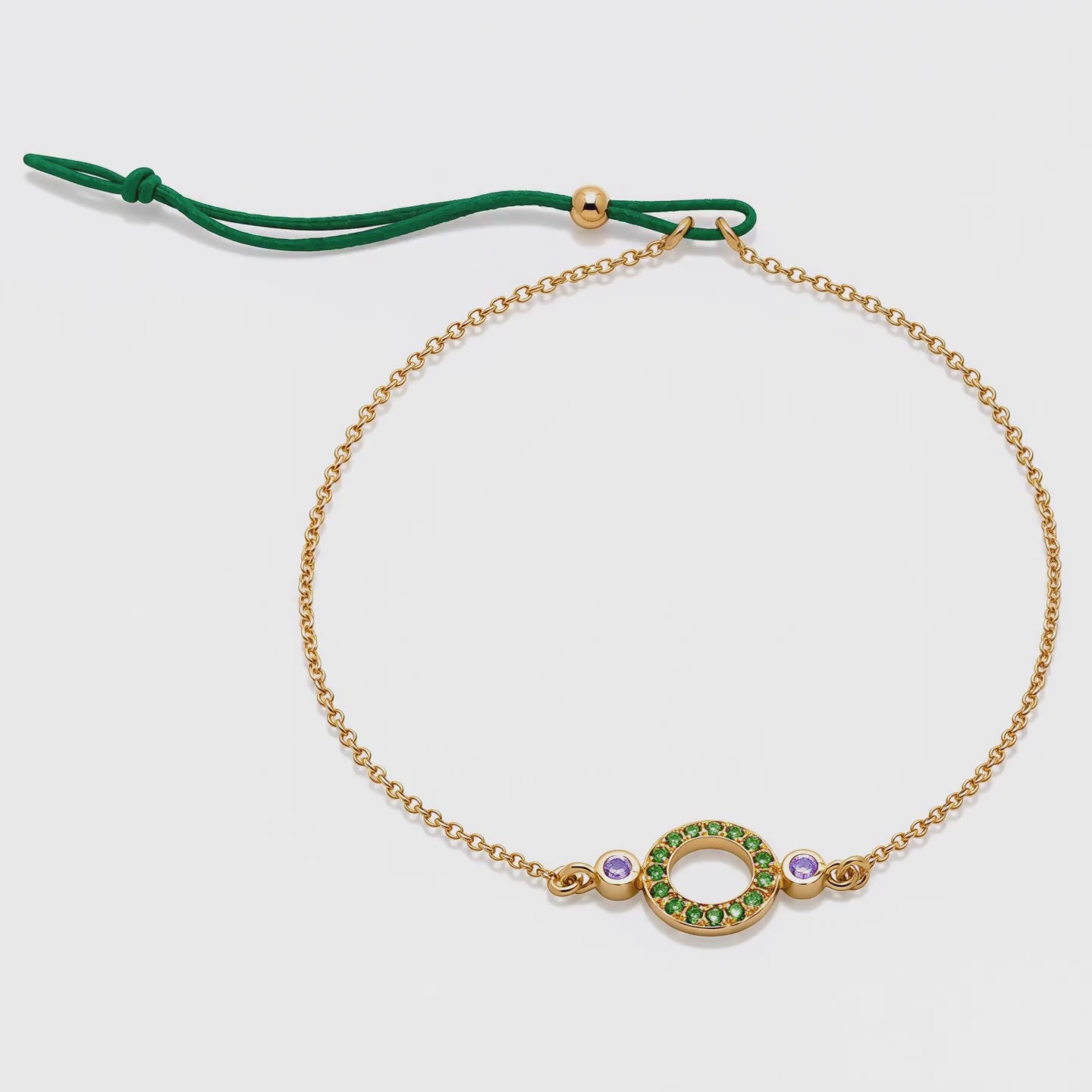 Video of Gem Light 18K Gold Bracelet by Bed of Stones Jewelry, showing adjustable sliding bead closure mechanism