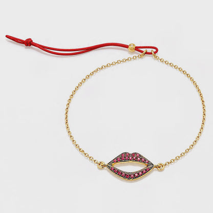 Video of Lip Luxe Open Allure 18K Gold Bracelet by Bed of Stones Jewelry, showing adjustable sliding bead closure mechanism
